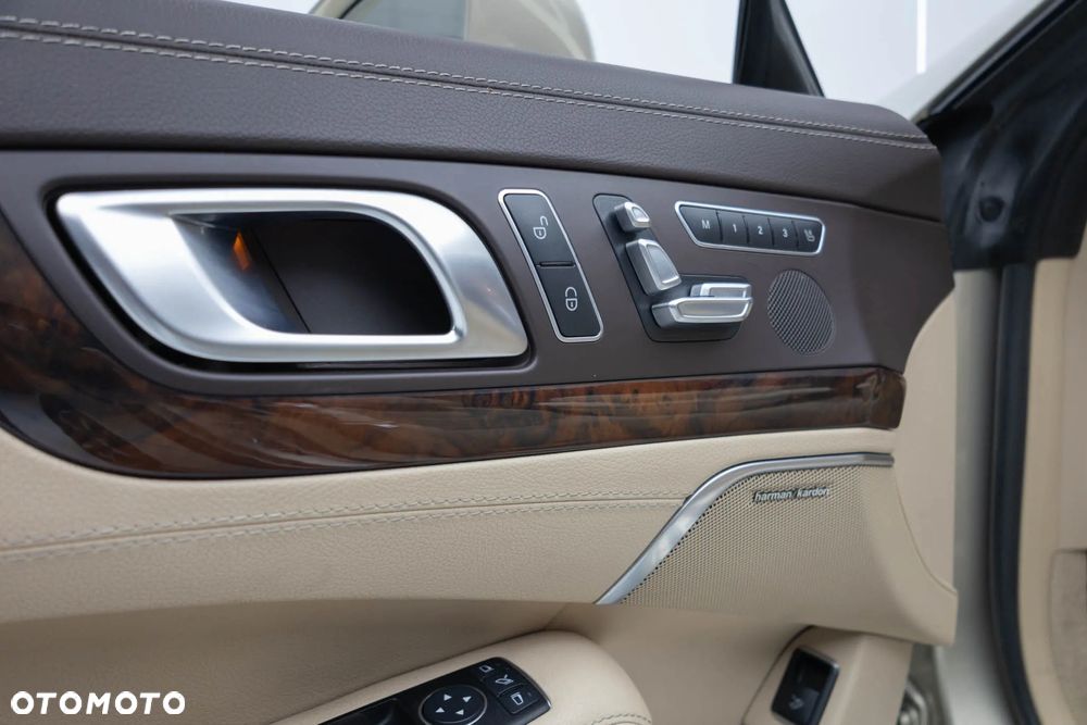 Mercedes-Benz SL - 27