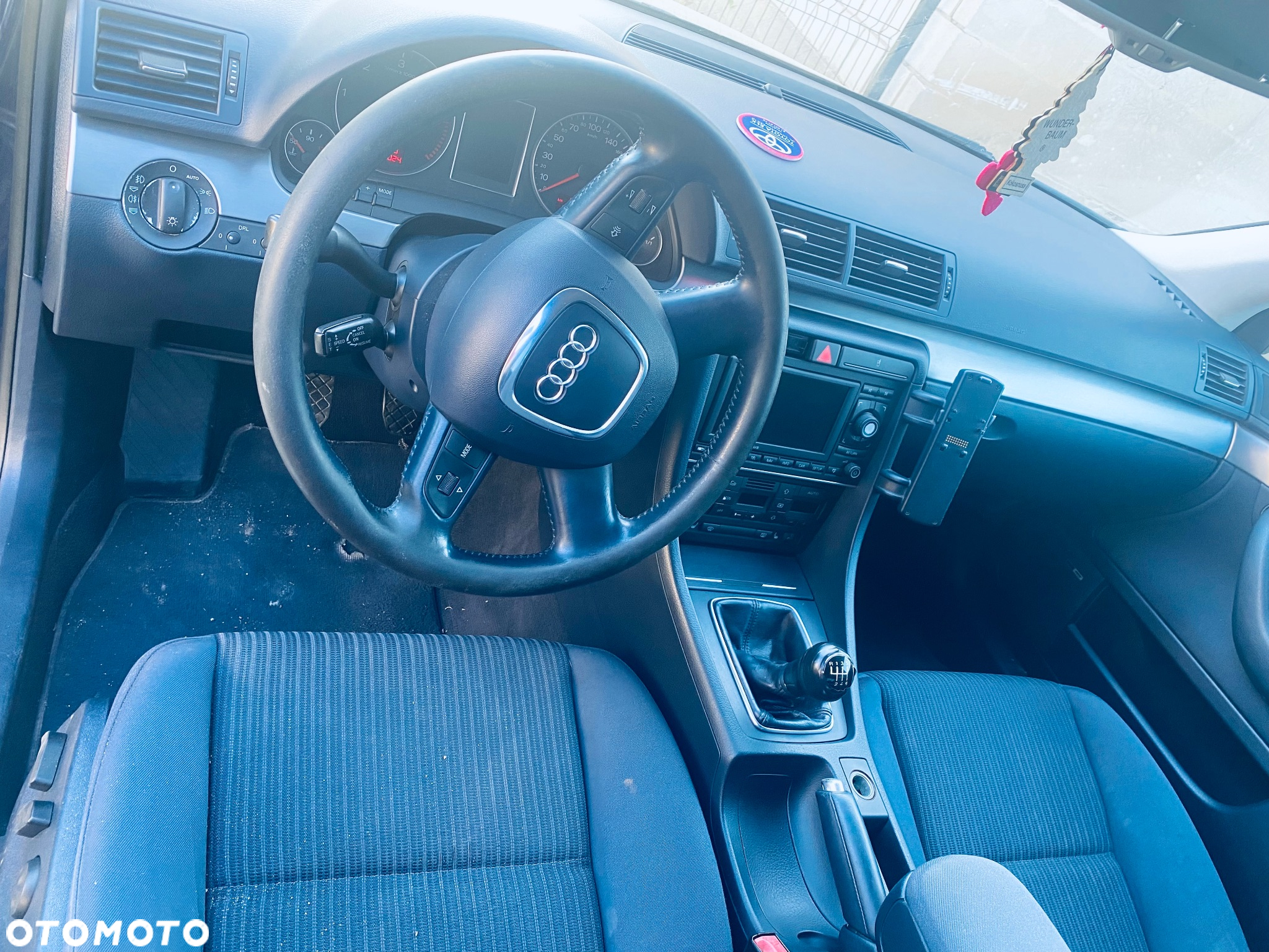 Audi A4 Avant 2.7 TDI DPF - 4