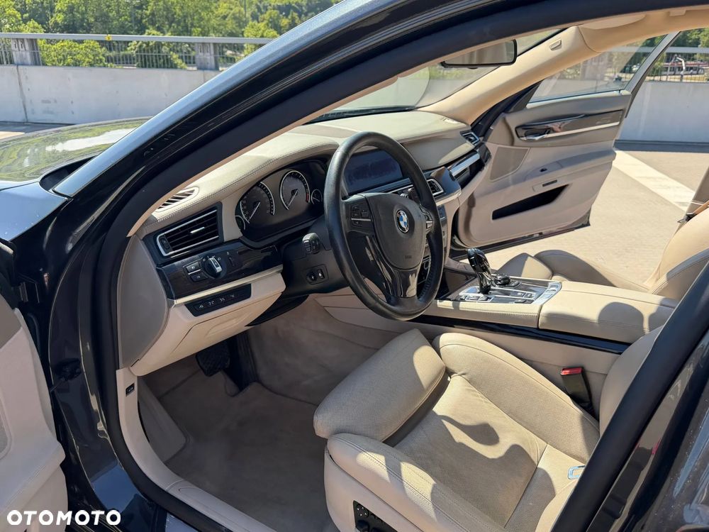 BMW Seria 7 - 3