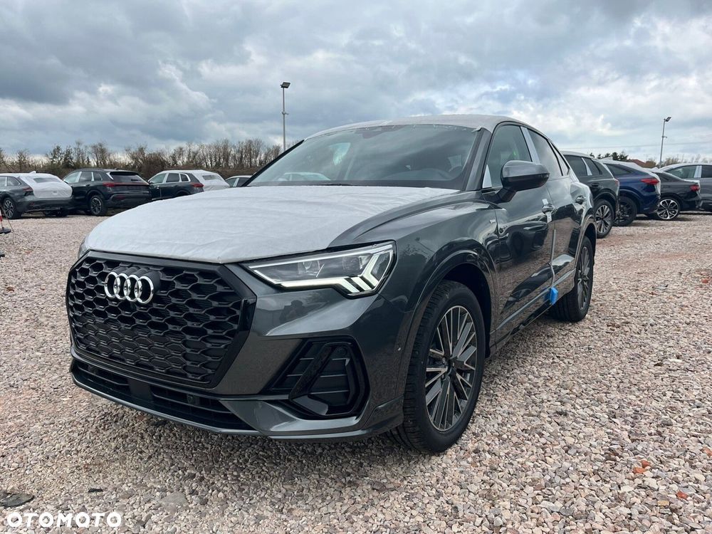 Audi Q3 Sportback - 1