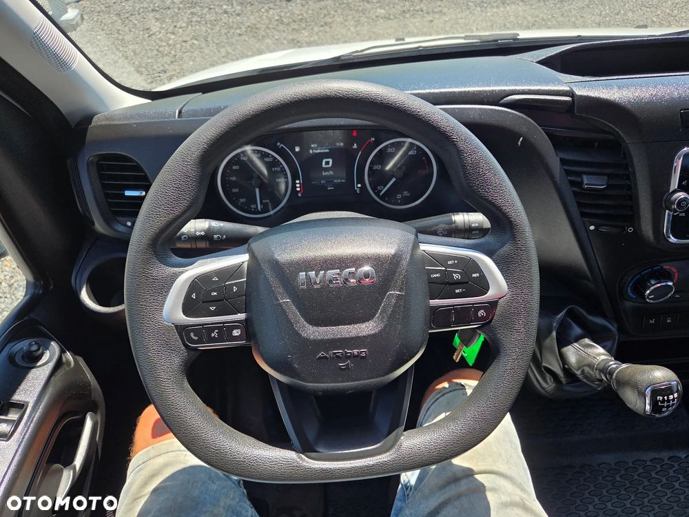 Iveco Daily - 23