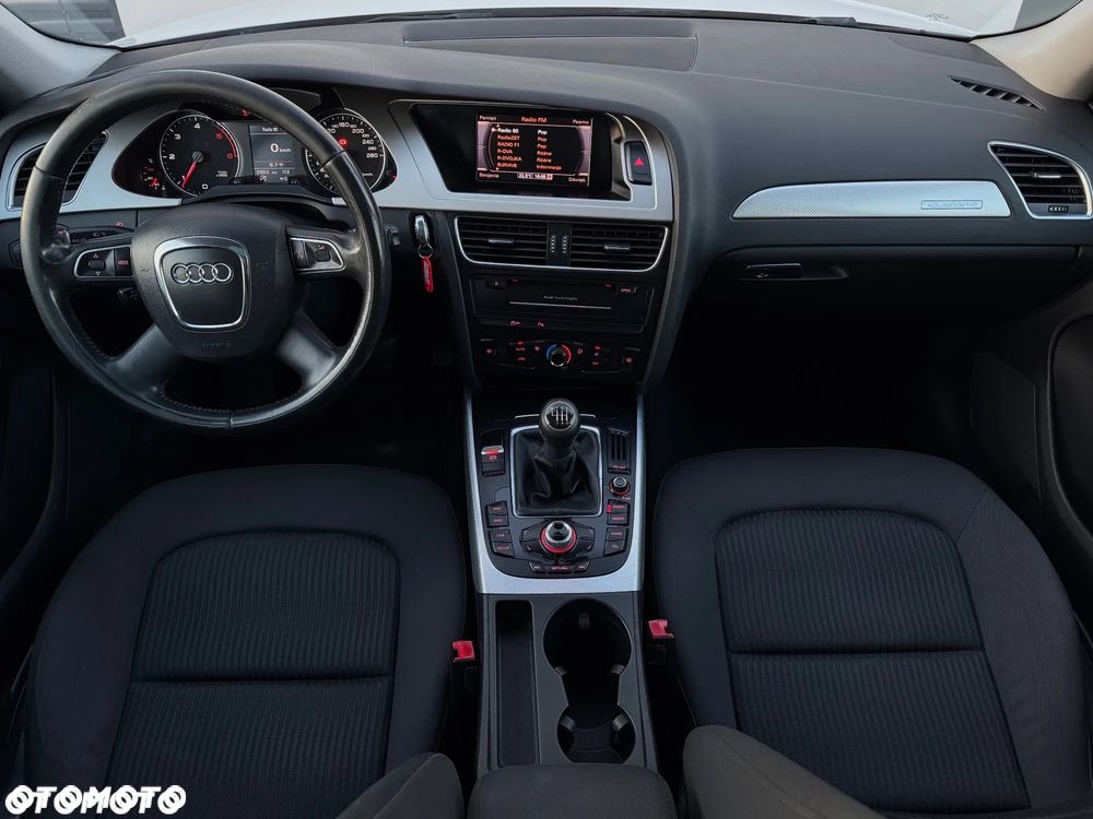 Audi A4 Avant 2.0 TDI DPF quattro Ambition - 8