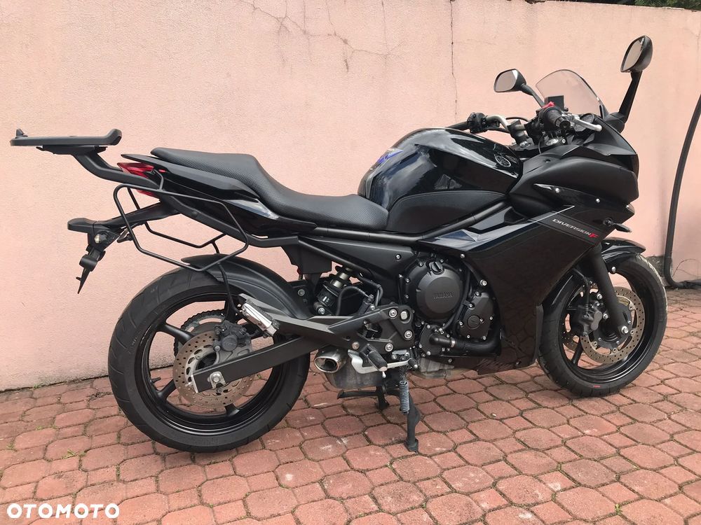 Yamaha XJ - 4