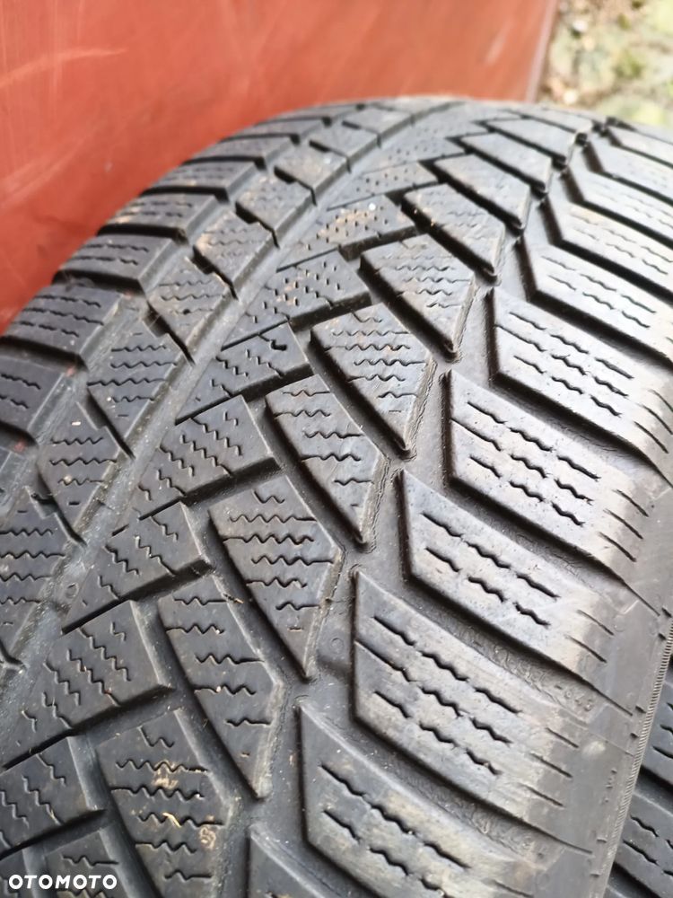 Opony zimowe 225/60r18 Continental TS850P - 2