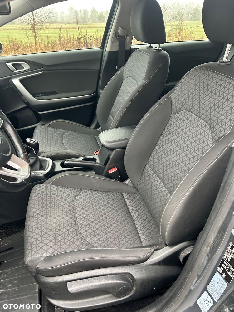 Kia Ceed 1.6 CRDi SCR L - 14