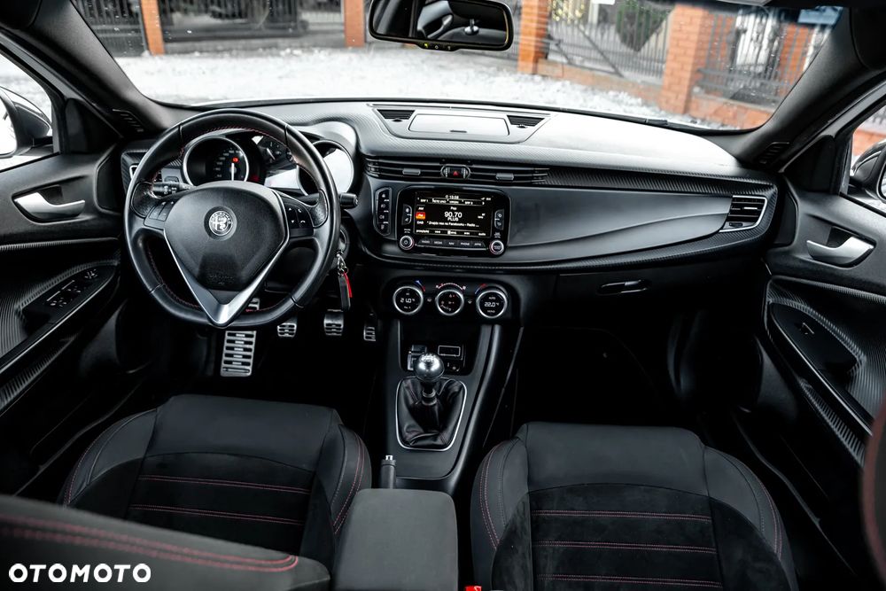 Alfa Romeo Giulietta 1.4 TB 16V Business - 26