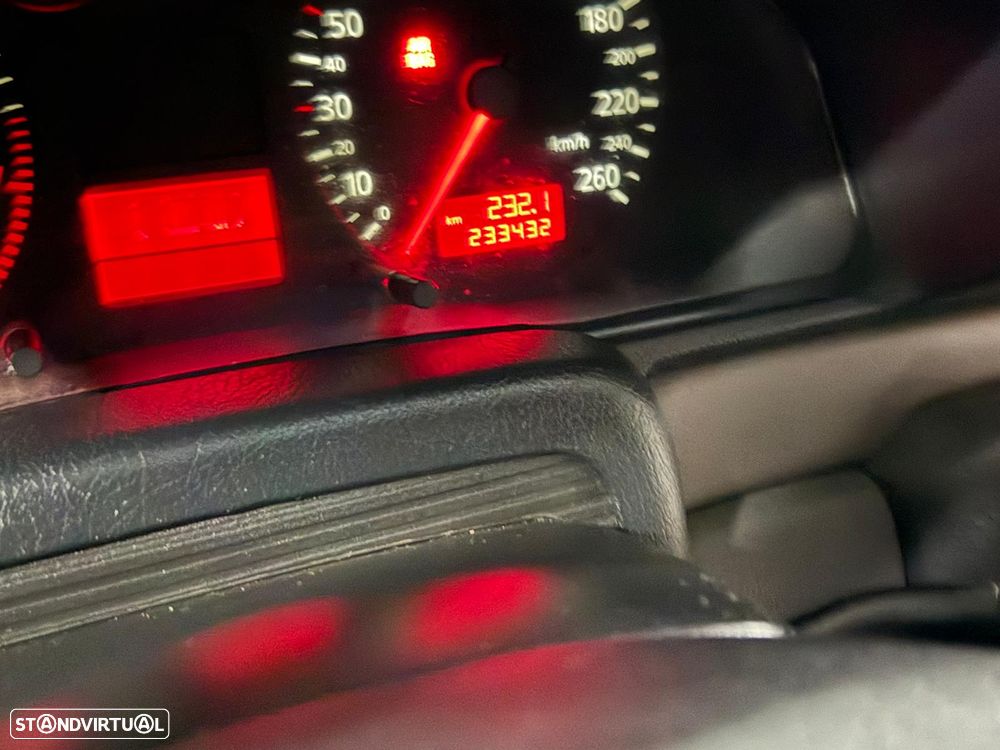 Audi A4 1.6 Confort - 15