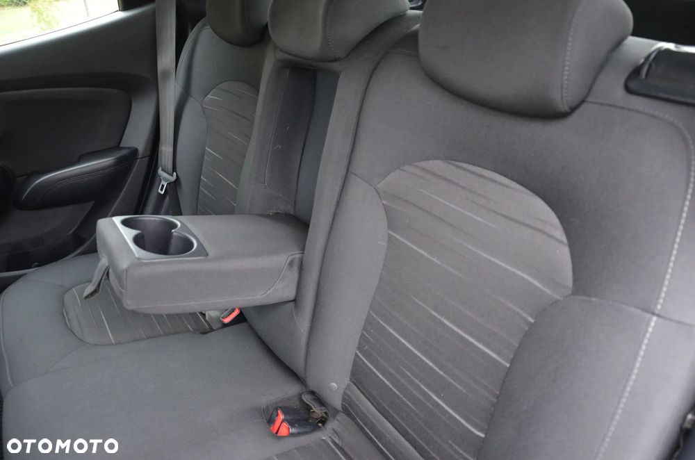 Hyundai ix35 - 25