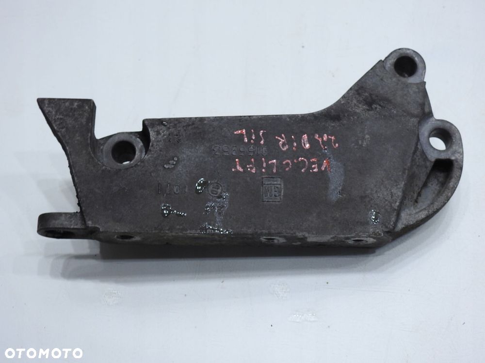 ŁAPA WSPORNIK SILNIKA VECTRA C 2.2 DIRECT 9156953 - 2