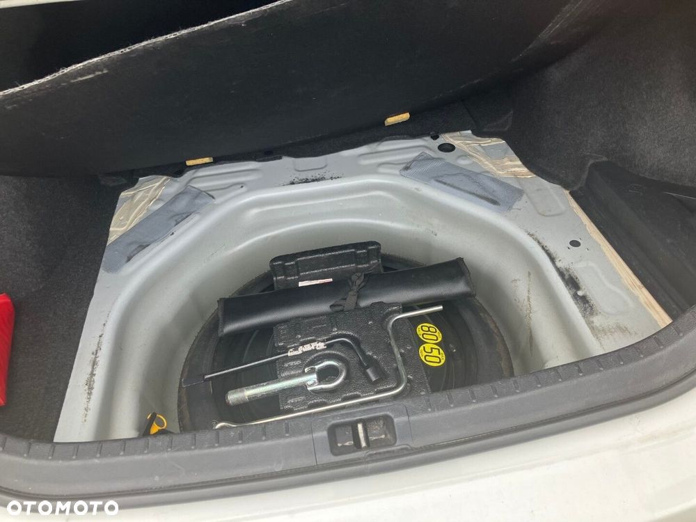 Toyota Corolla 1.4 D-4D Comfort - 29