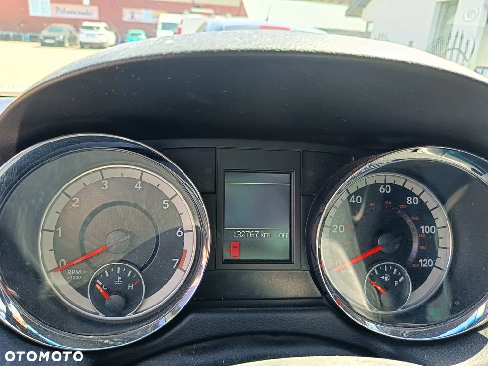 Dodge Grand Caravan 3.6 R/T - 9