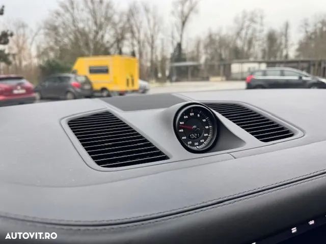 Porsche Cayenne Coupe S - 15