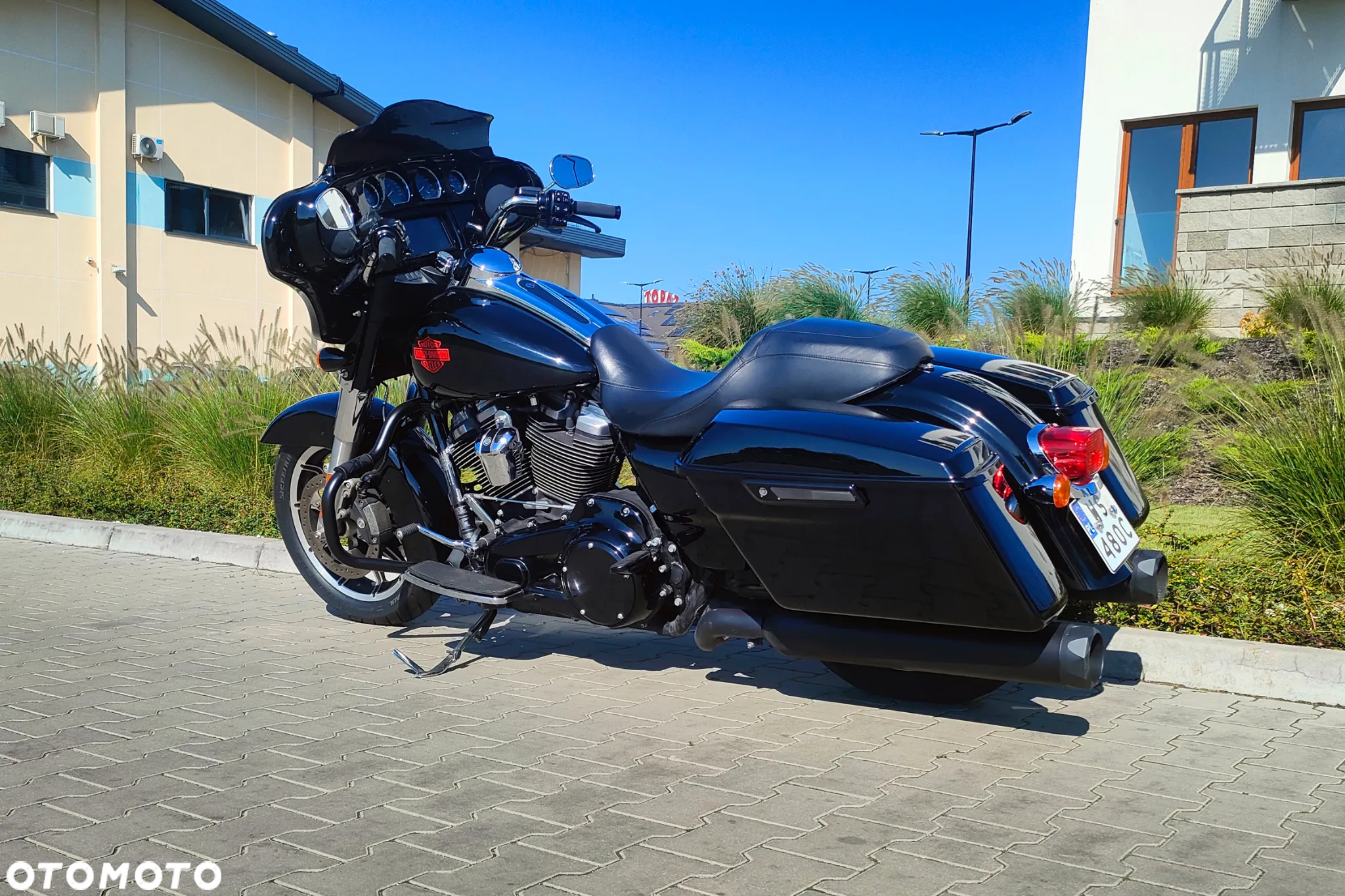 Harley-Davidson FLHT Electra Glide Standard - 6