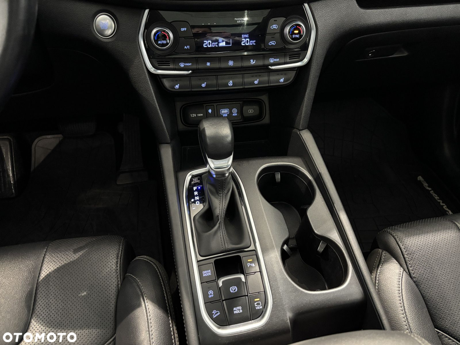 Hyundai Santa Fe - 14