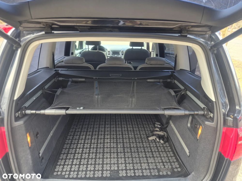 Seat Alhambra 2.0 TDI DPF Ecomotive - 9