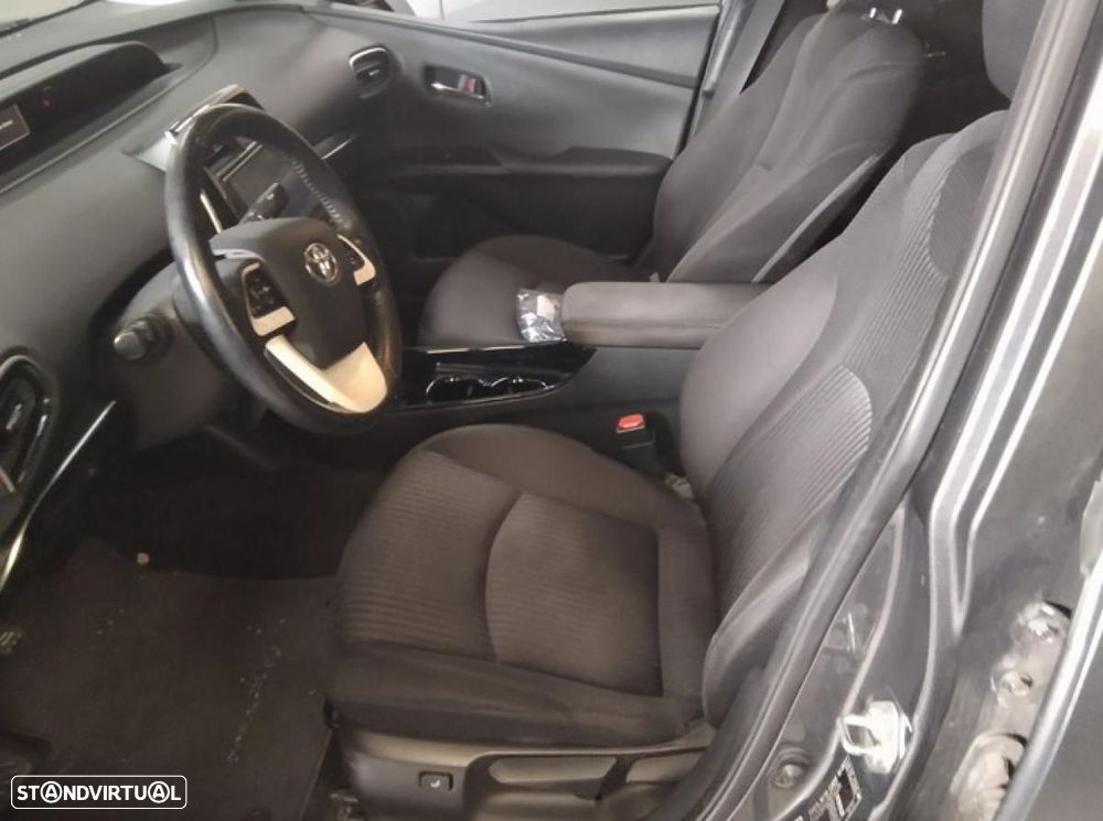 Toyota Prius - 3