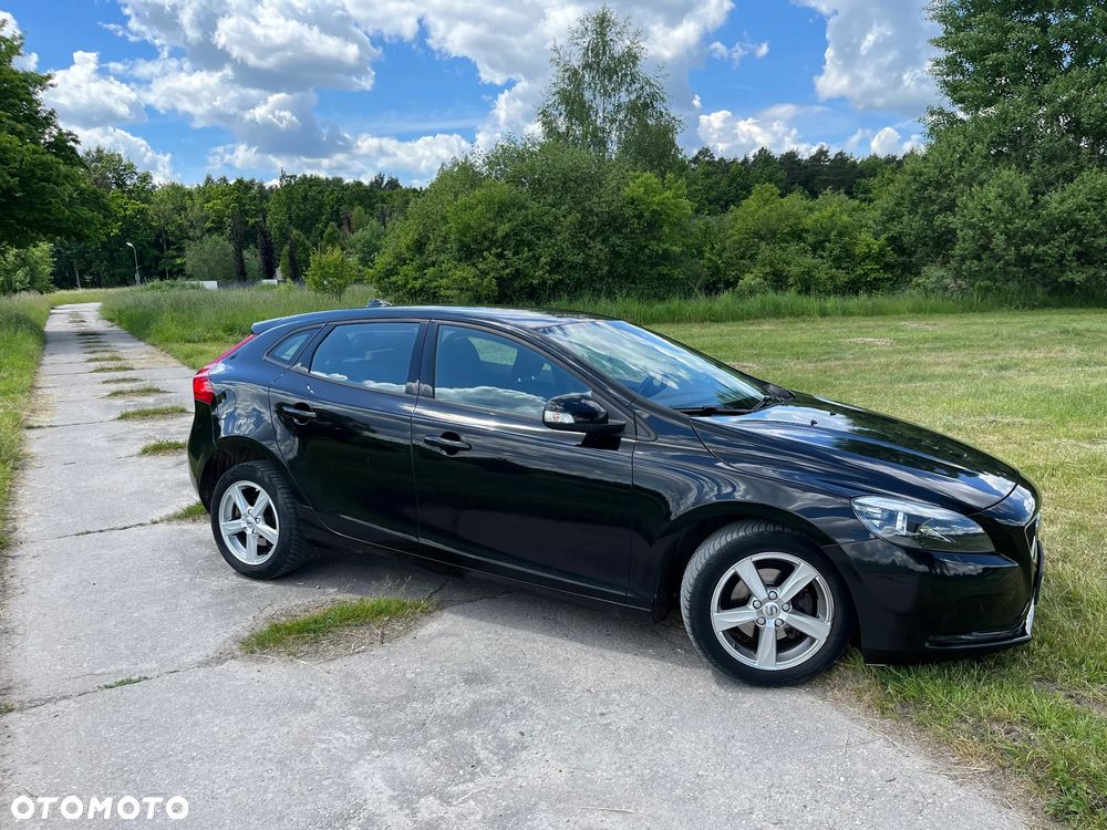 Volvo V40 D2 Drive-E Kinetic - 1