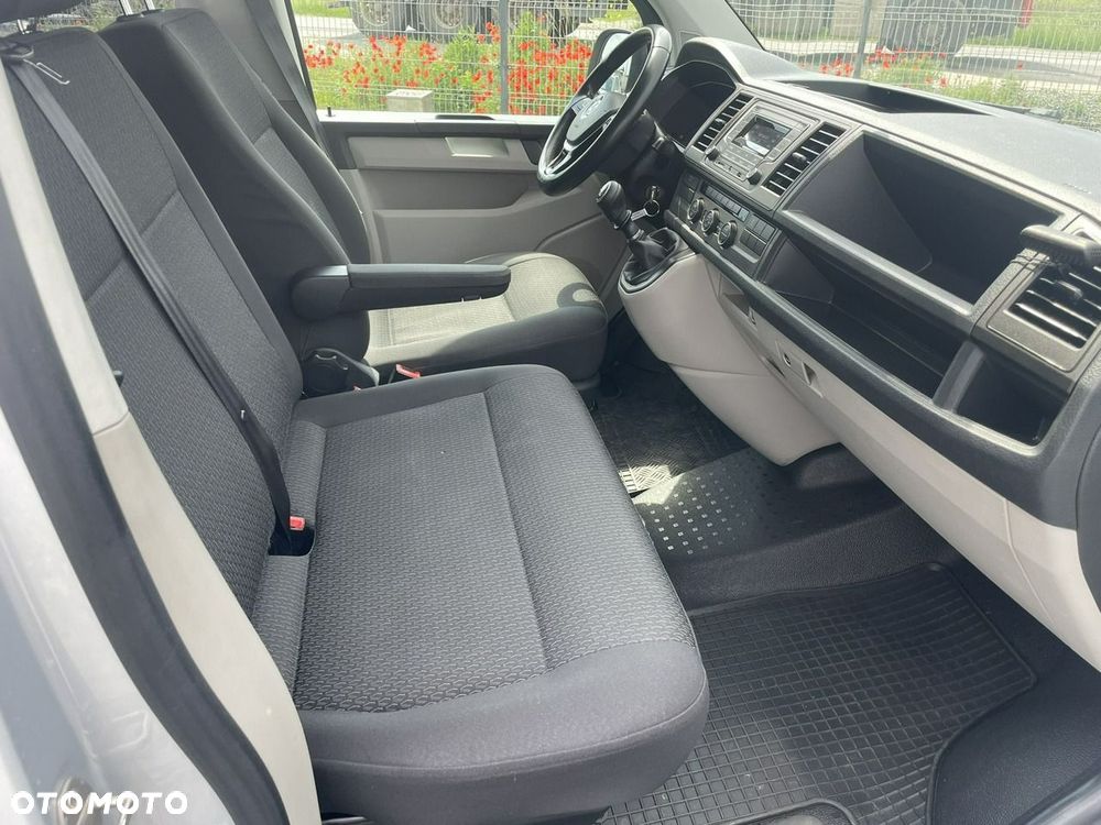 Volkswagen Caravelle 2.0 TDI L2 Highline - 25