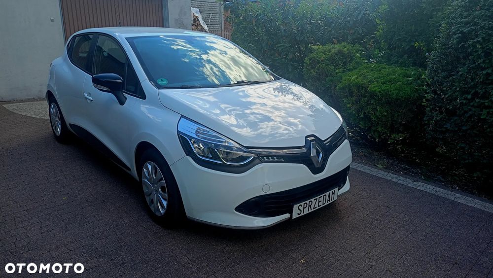 Renault Clio 1.2 16V 75 Life - 2