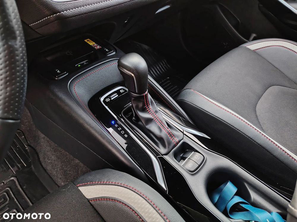 Toyota Corolla 1.8 Hybrid GR Sport - 32