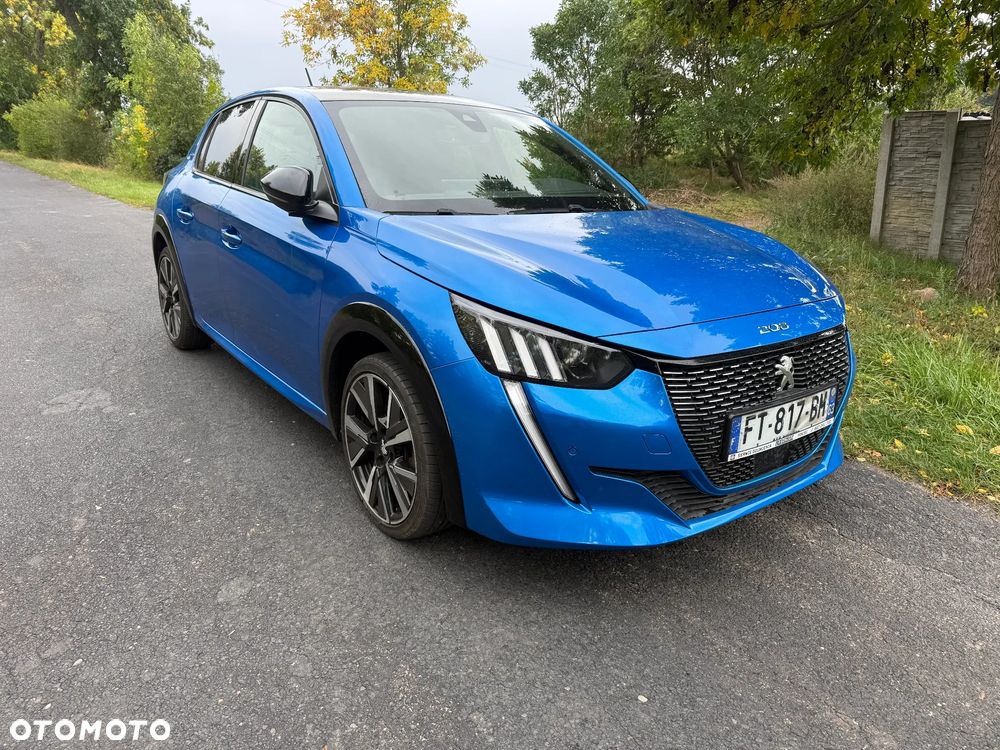 Peugeot 208 - 3