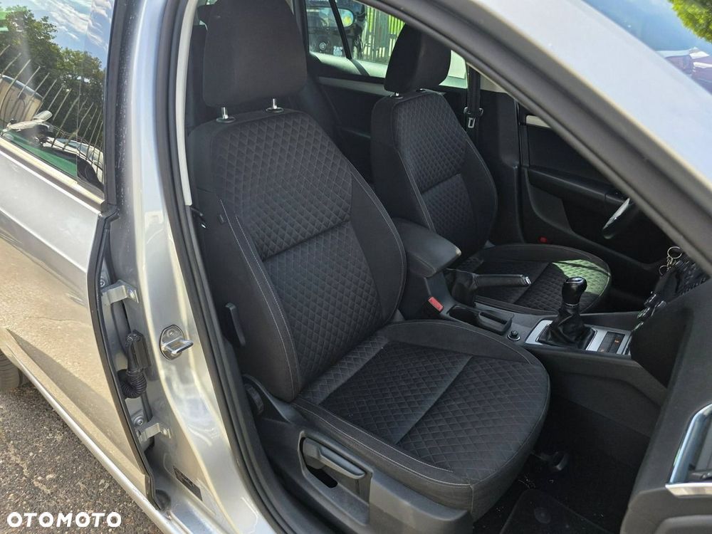 Skoda Octavia 1.4 TSI Ambition - 34
