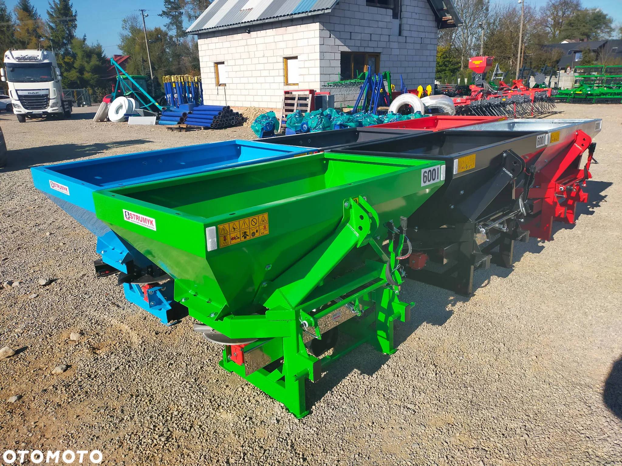 TYTAN rozsiewacz dwutalerzowy 400 - 1600l PLANDEKA/OCYNK strumyk - 11