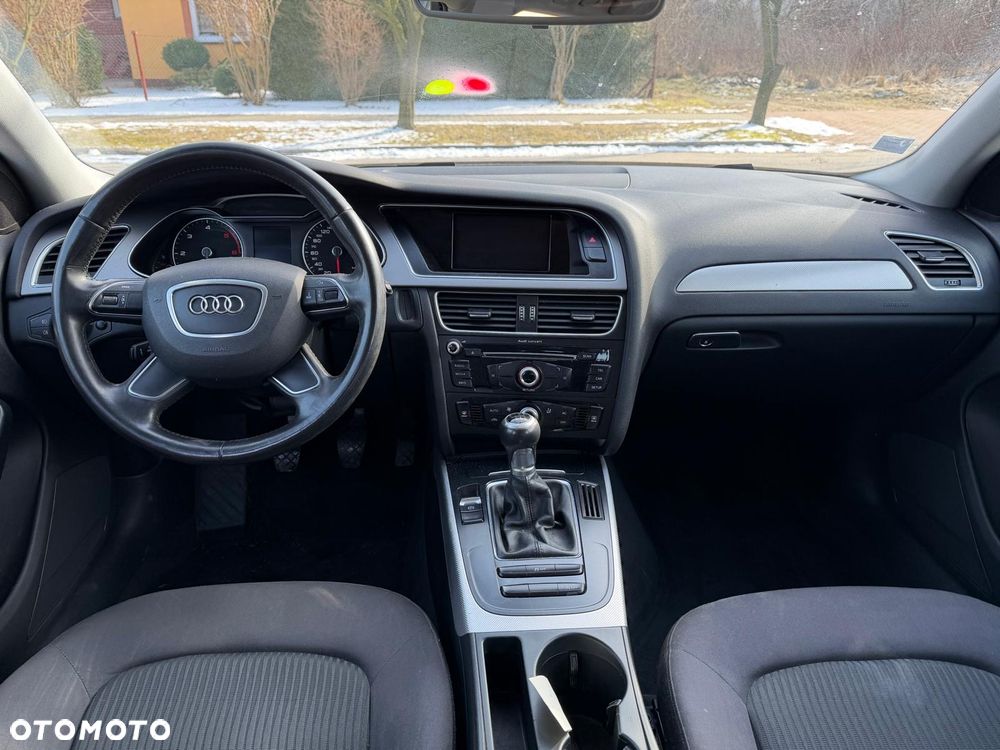 Audi A4 Avant 2.0 TDI DPF - 12