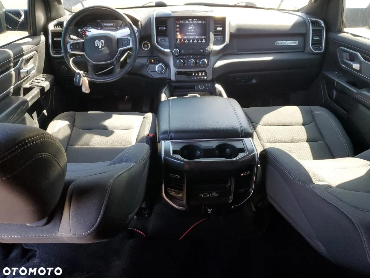 RAM 1500 5.7 Crew Cab Bighorn - 8
