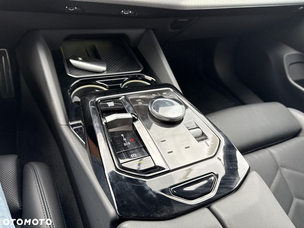 BMW Seria 5 - 16