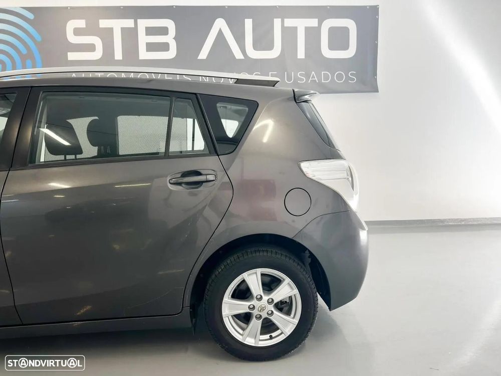 Toyota Verso 2.0 D-4D Energy - 28