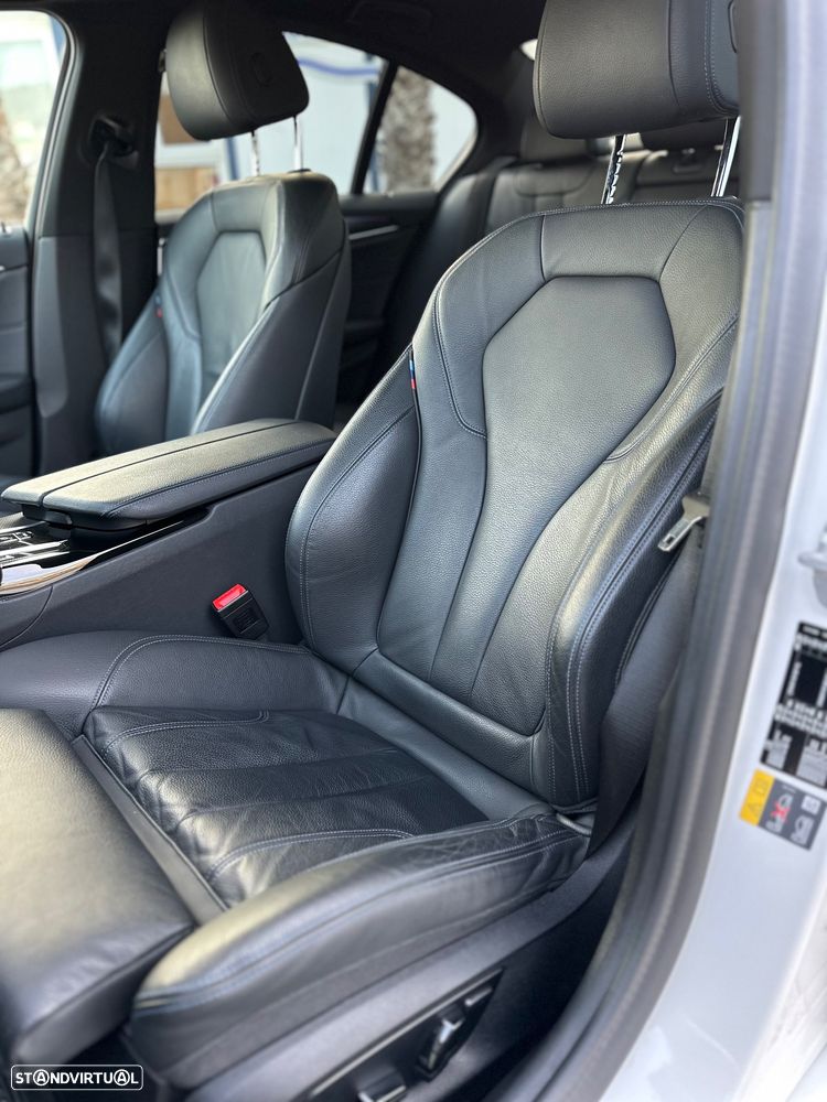 BMW 530 e Pack Desportivo M - 20