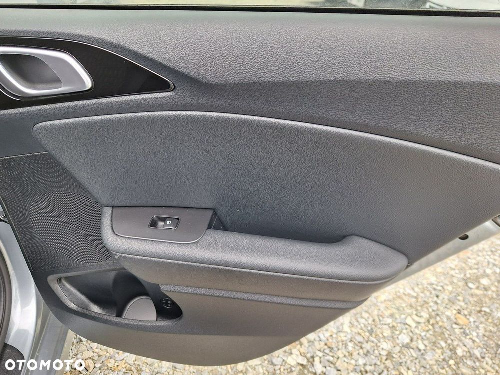 Kia Ceed 1.5 T-GDI L DCT - 25