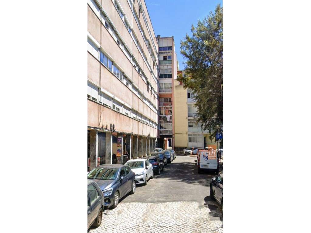 Apartamento T1+1 Em Excelente Localização No Centro De Lisboa - Grande imagem: 2/12