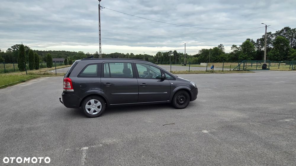 Opel Zafira 1.6 Enjoy - 6