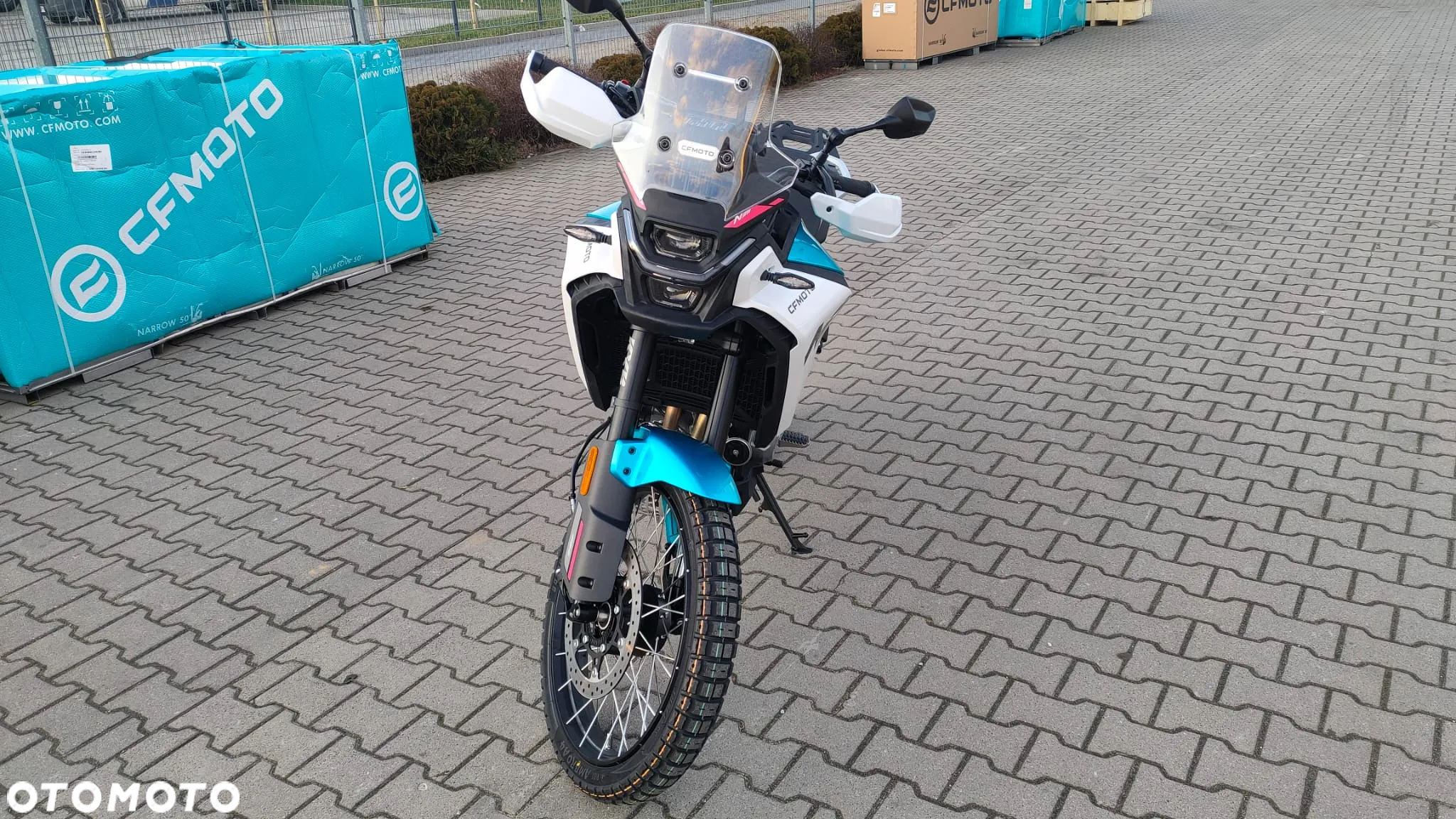 CFMoto MT - 28