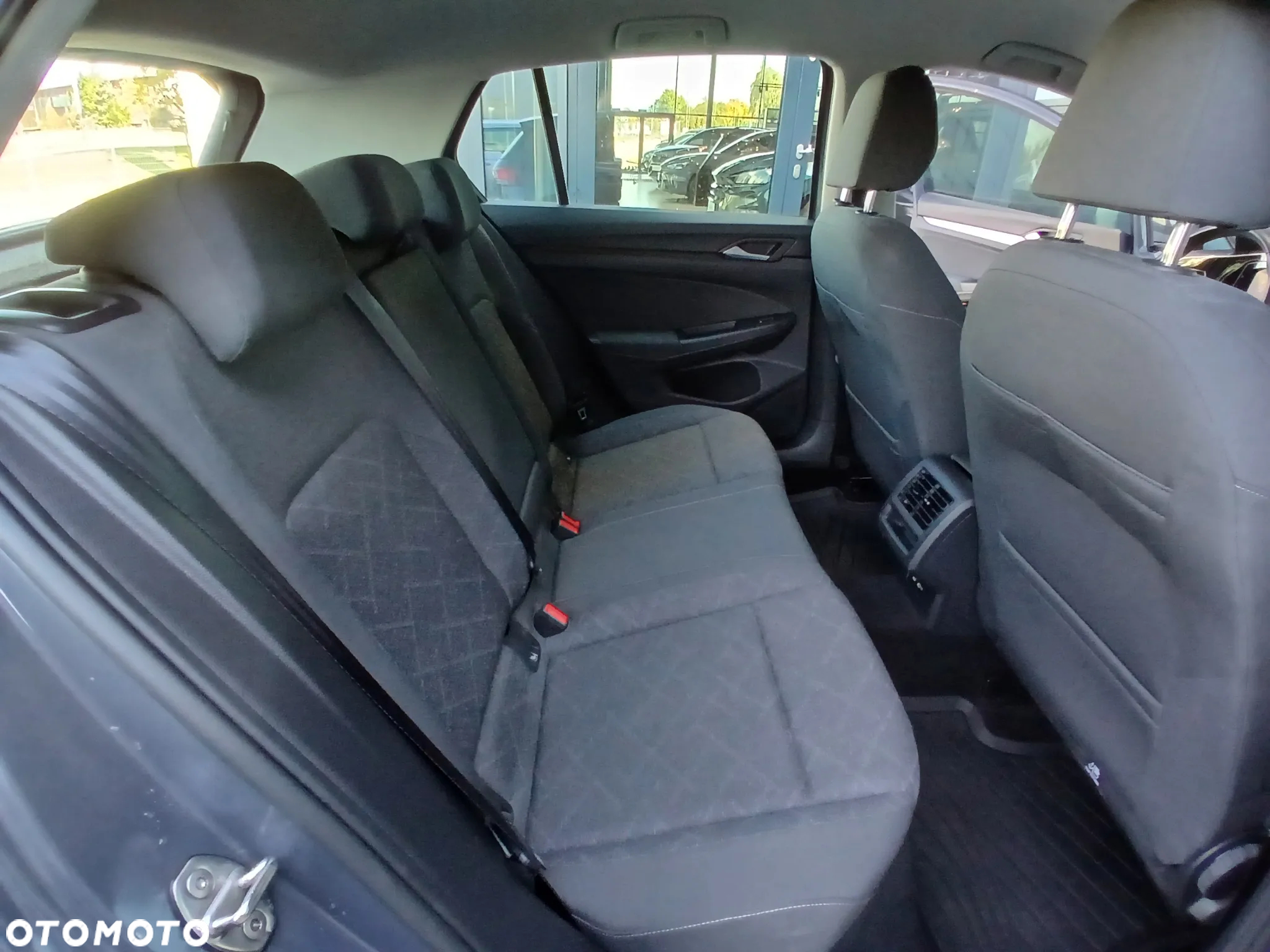 Volkswagen Golf VIII 1.0 TSI Life - 19