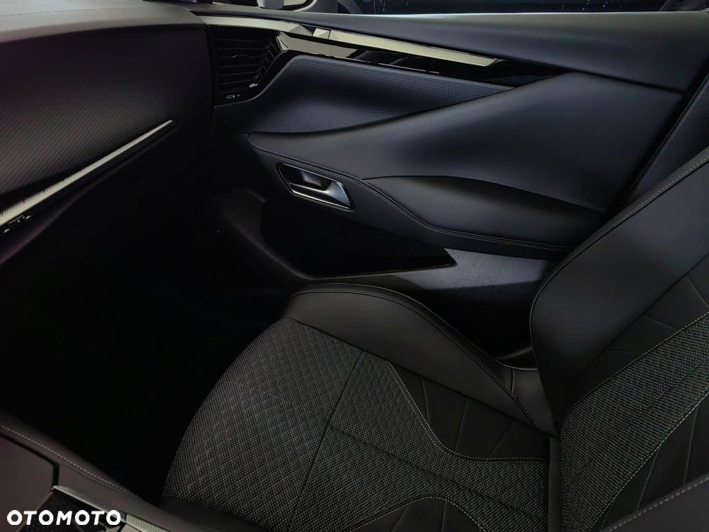 DS Automobiles DS 4 - 12