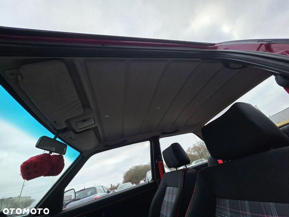 Volkswagen Jetta 1.3 GL - 19