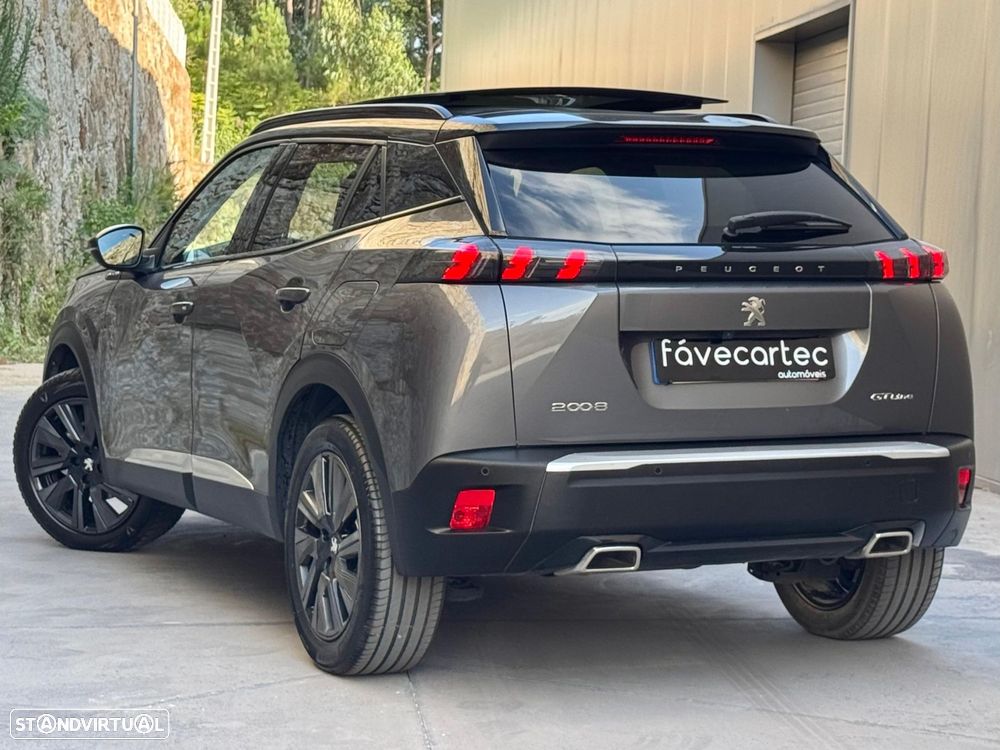 Peugeot 2008 1.2 PureTech GT Line - 4