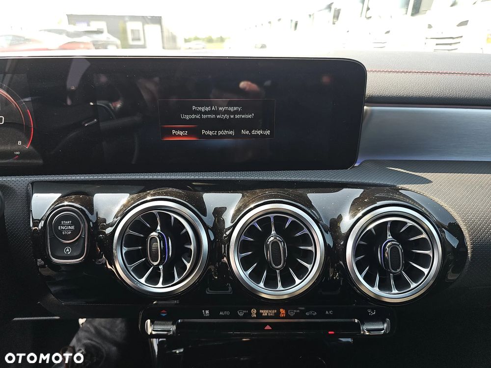 Mercedes-Benz CLA 200 AMG Line 7G-DCT - 15