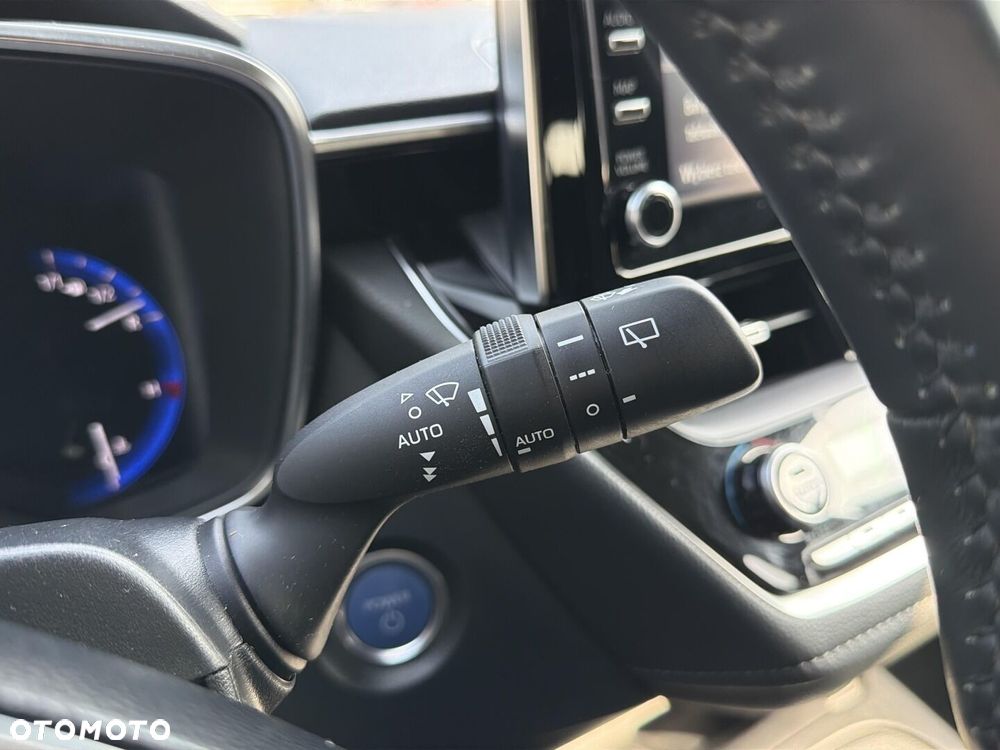 Toyota Corolla 1.8 Hybrid Comfort - 24