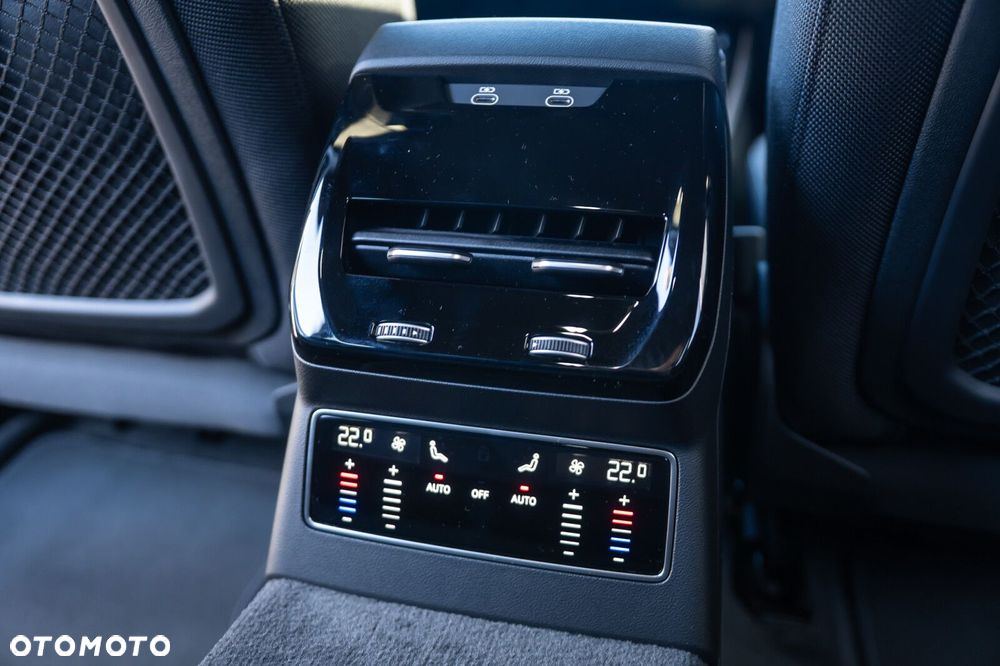 Audi A6 - 12