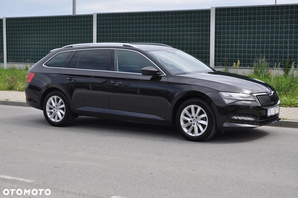 Skoda Superb 1.5 TSI Ambition DSG - 19