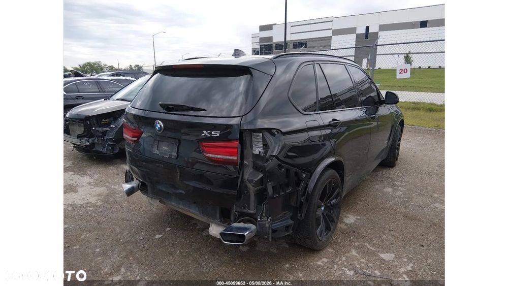 BMW X5 xDrive35i M Sport Edition - 4