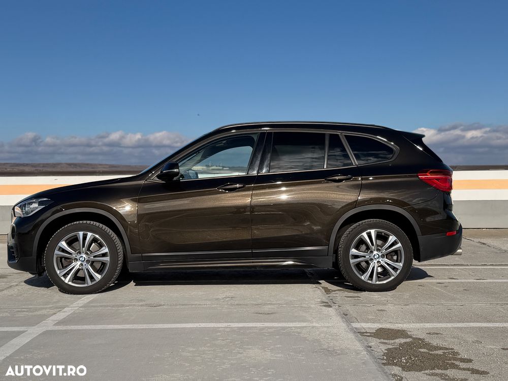 BMW X1 xDrive20d Aut. Sport Line - 4