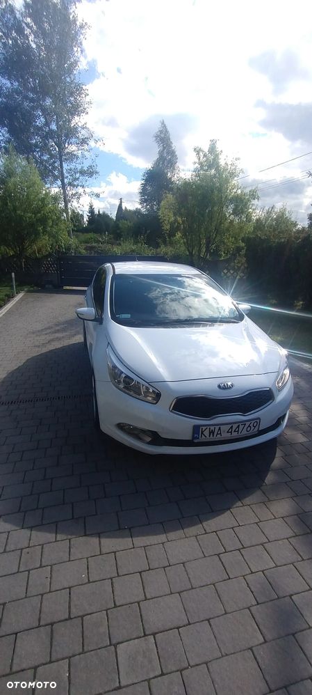 Kia Ceed - 3