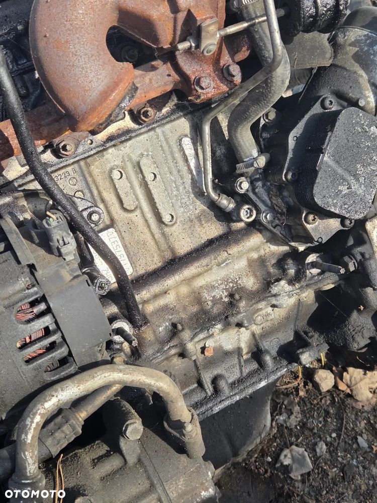 Silnik kompletny Peugeot 206 1.4 Hdi 8HZ 10FD95 - 14