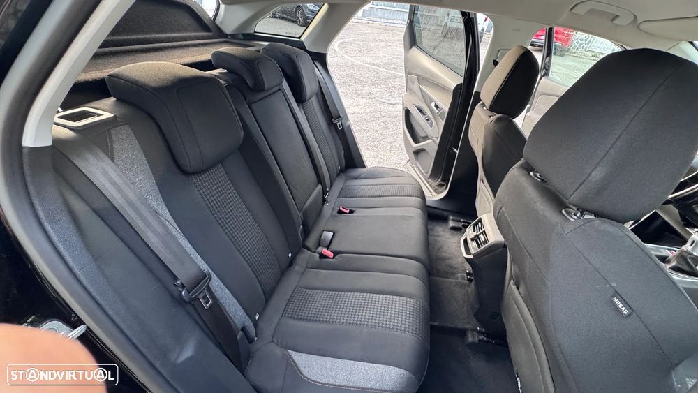 Peugeot 3008 1.5 BlueHDi Active - 16