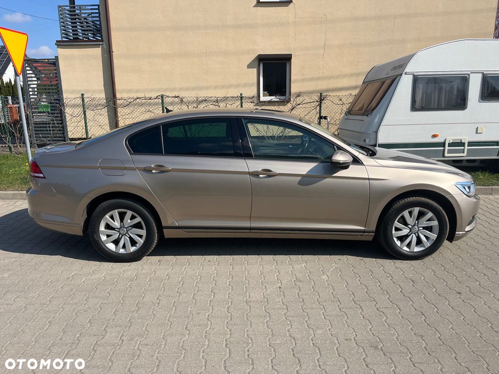 Volkswagen Passat 1.4 TSI (BlueMotion Technology) Trendline - 5